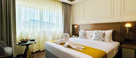 Deluxe Double or Twin Room | Premium bedding, minibar, in-room safe, individually decorated
