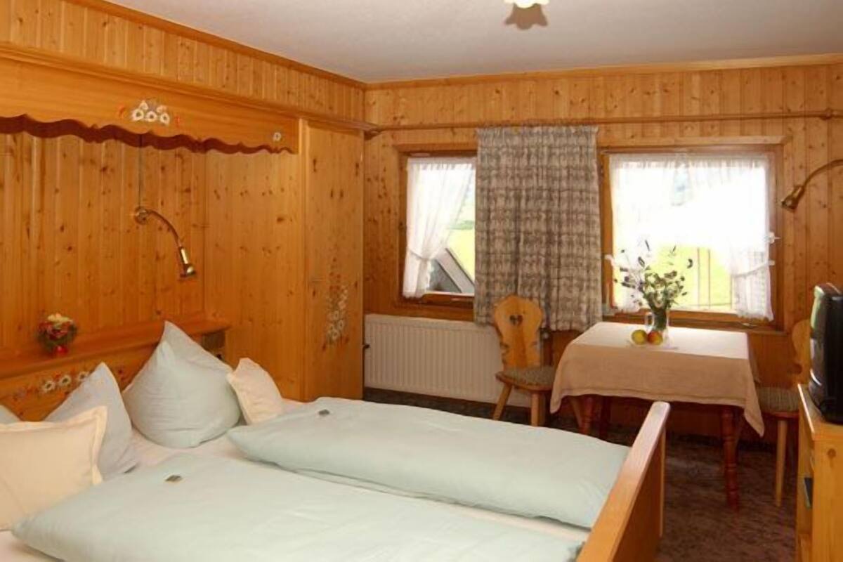 Comfort Single Room