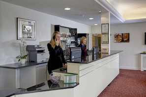 Reception - Best Western London Highbury (London)