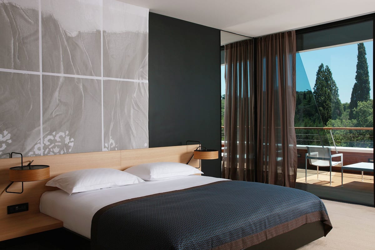 Garden Suite | 1 bilik tidur, peralatan tempat tidur premium, bar mini