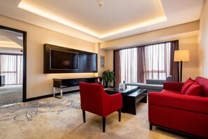 Deluxe Suite, 1 King Bed - Pullman Guiyang (Guiyang)