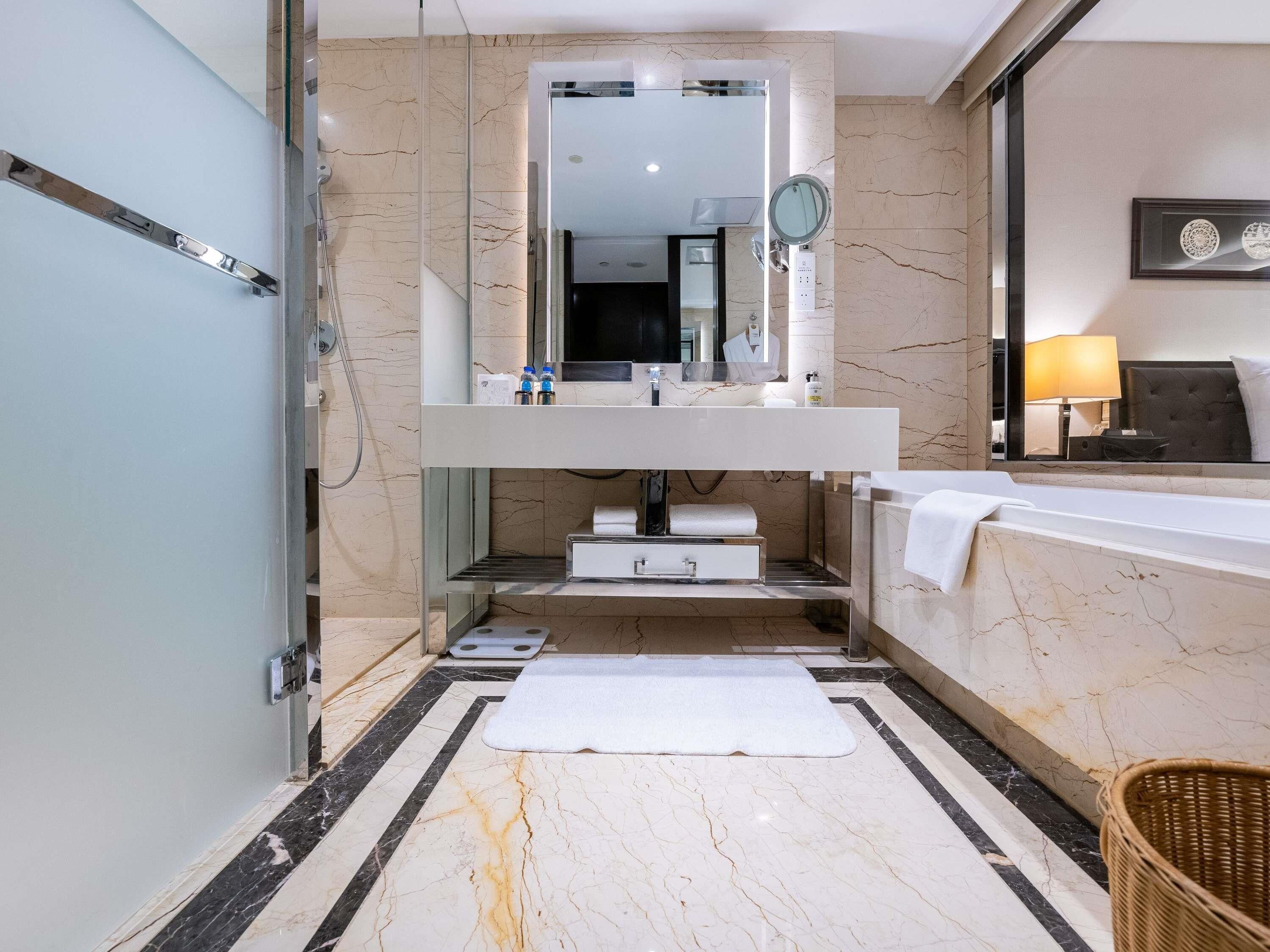 Minibar, in-room safe, desk, laptop workspace