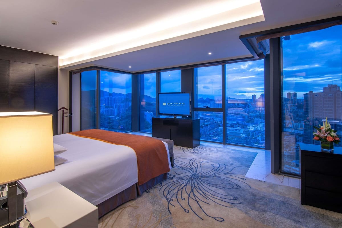 Suite Deluxe, 1 trĂšs grand lit