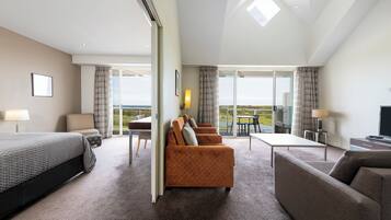 Luxury One Bedroom Apartment