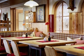 Bar (in der Unterkunft)