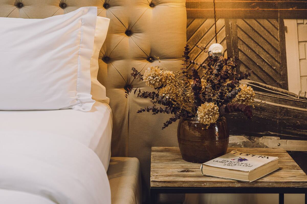 band suite | 1 bedroom, premium bedding, down duvets, minibar