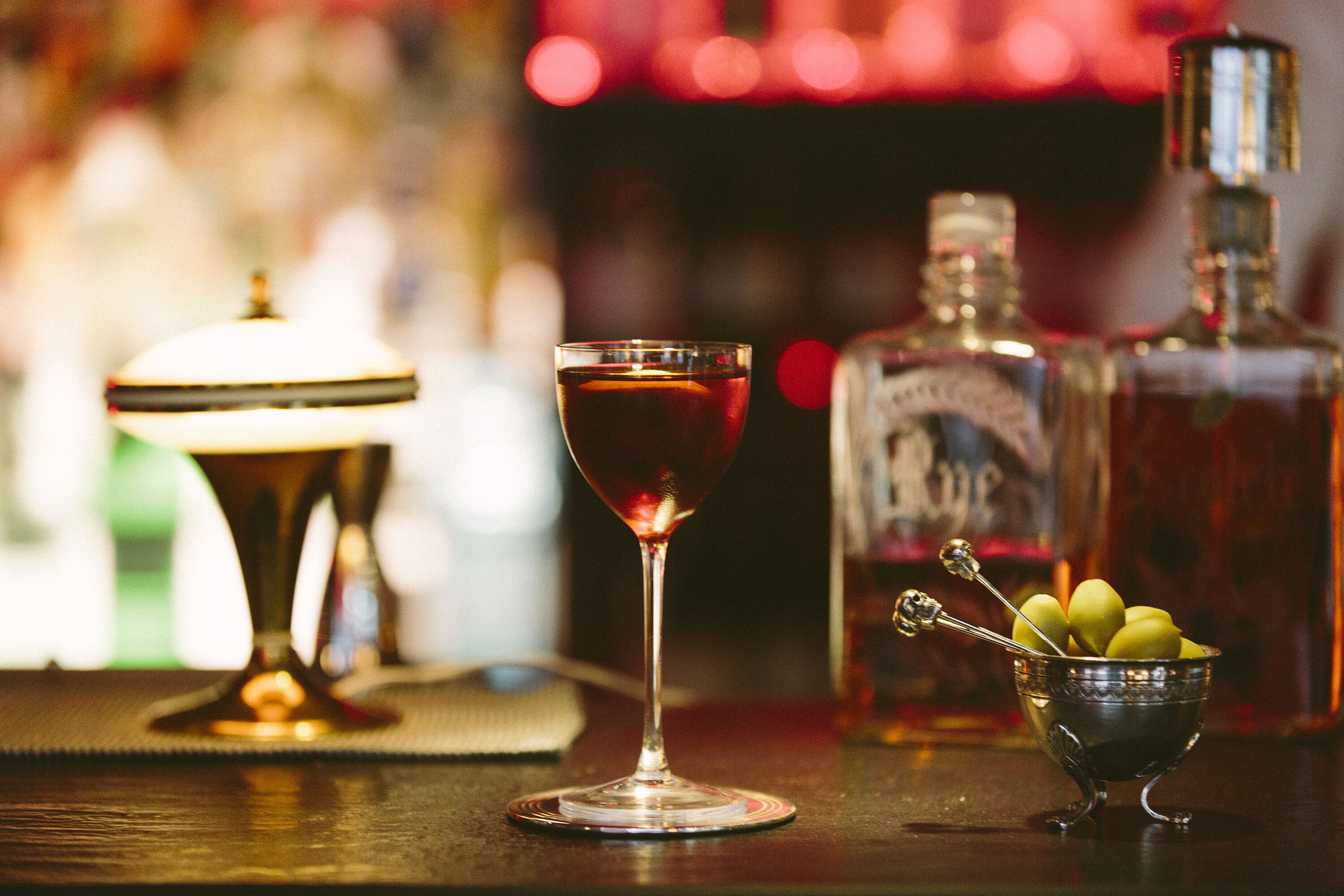 serves breakfast and happy hour