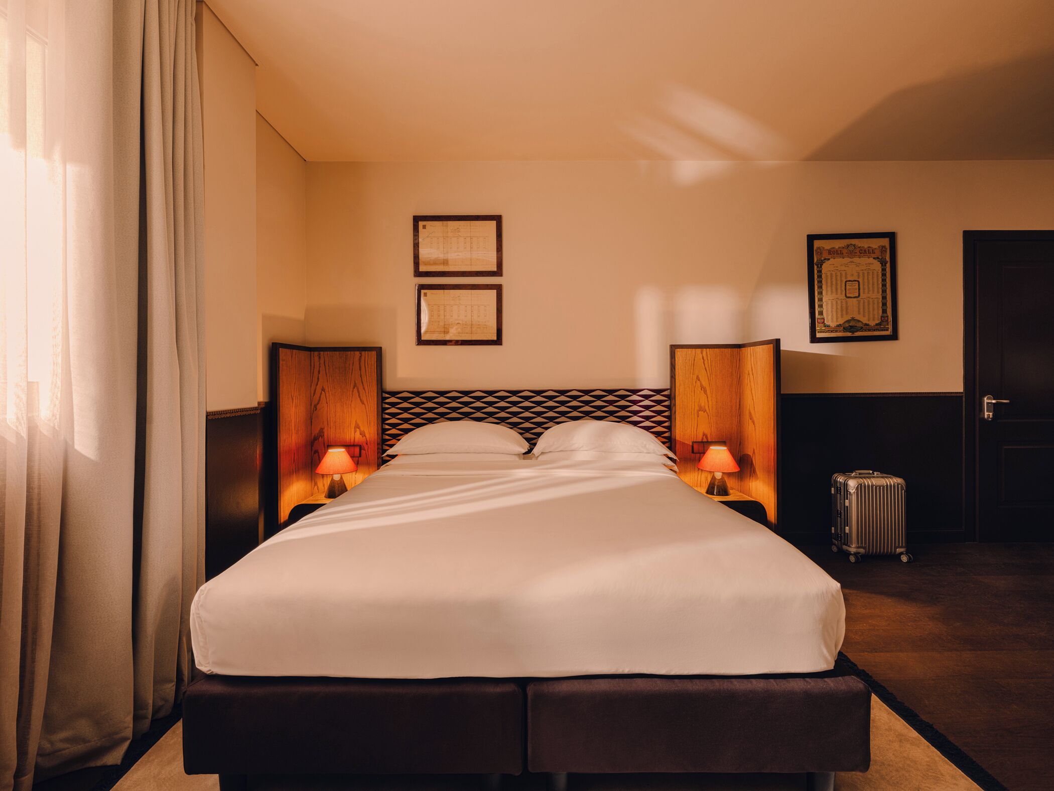 Hochwertige Bettwaren, Daunenbettdecken, Minibar, Zimmersafe