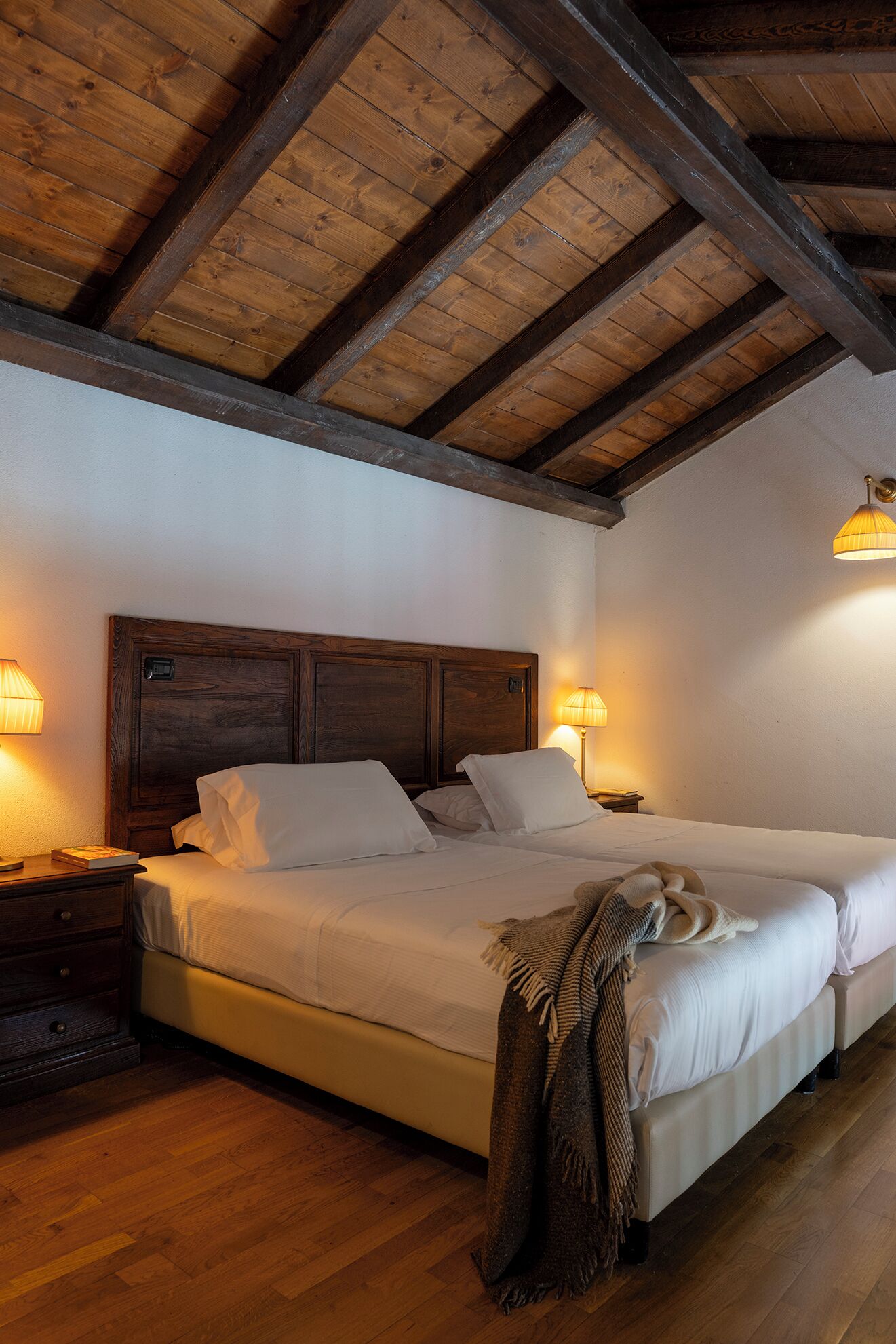 deluxe room | 1 bedroom, frette italian sheets, premium bedding, down duvets