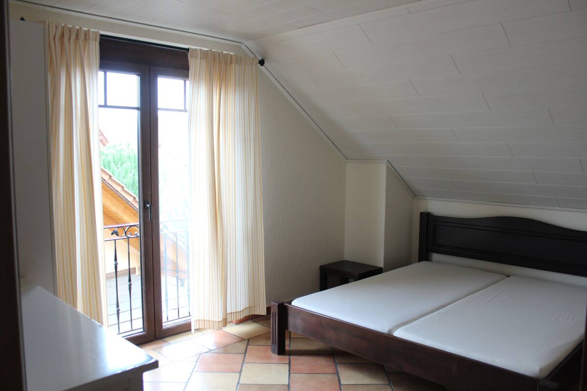 standard apartment, 2 bedrooms, balcony | 2 bedrooms, minibar, free wifi, bed sheets