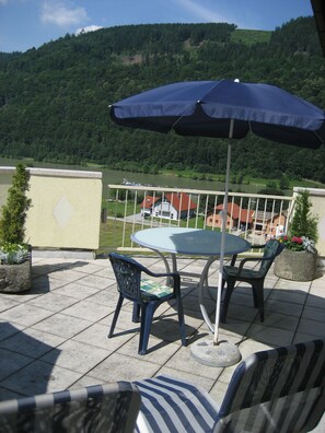 Terrace/patio - Pension Feiken (Waldkirchen am Wesen)