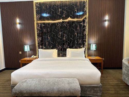 Al Massa Plus Hotel