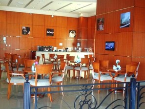 Coffee shop