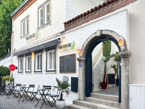 Front of property - Vintage Alaçatı (Cesme)