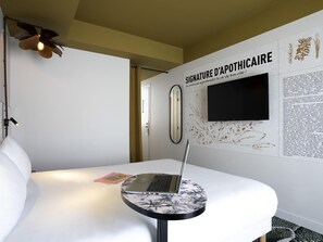 Desk, soundproofing, free cribs/infant beds, free WiFi - ibis Styles Paris Gare De Lyon TGV (Paris)