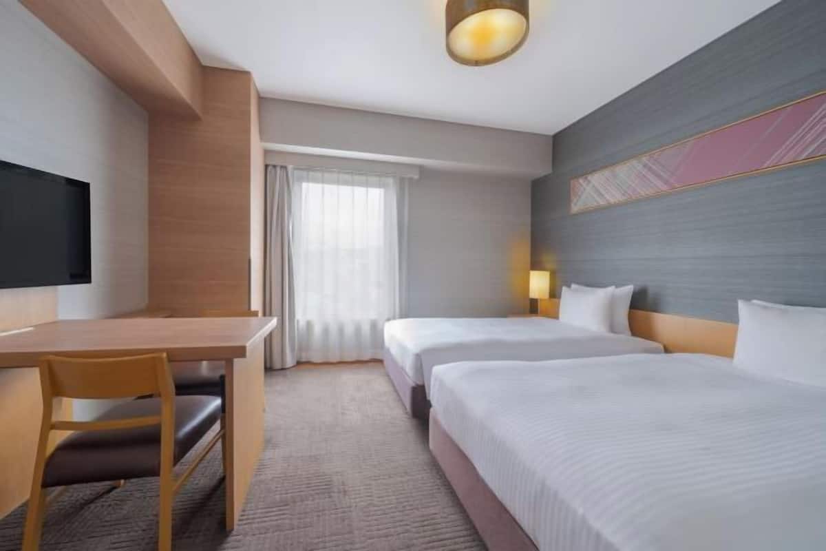 Schreibtisch, kostenloses WLAN, Bettwäsche