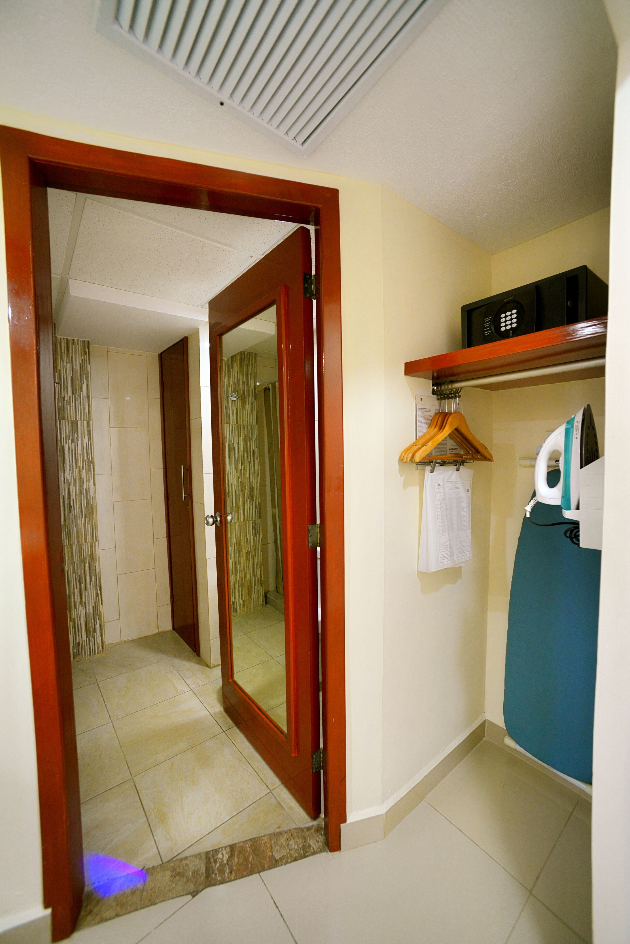 Photo - Hotel Hostal de Cortés