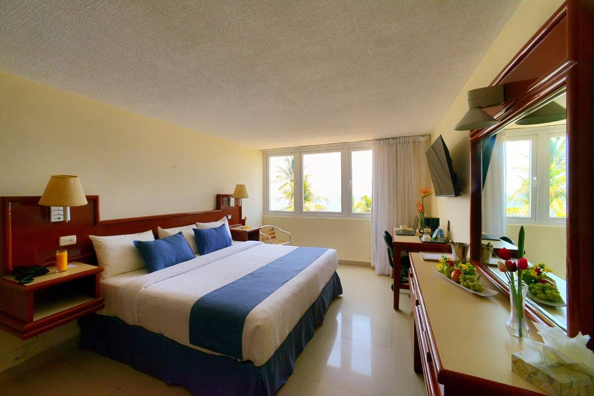 In-room safe, desk, iron/ironing board, alarm clocks