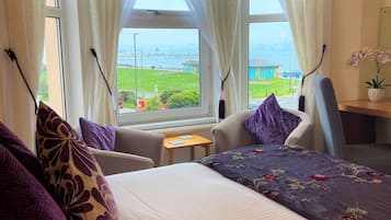 Superior Double Room, Ensuite, Sea View (Bath and shower )