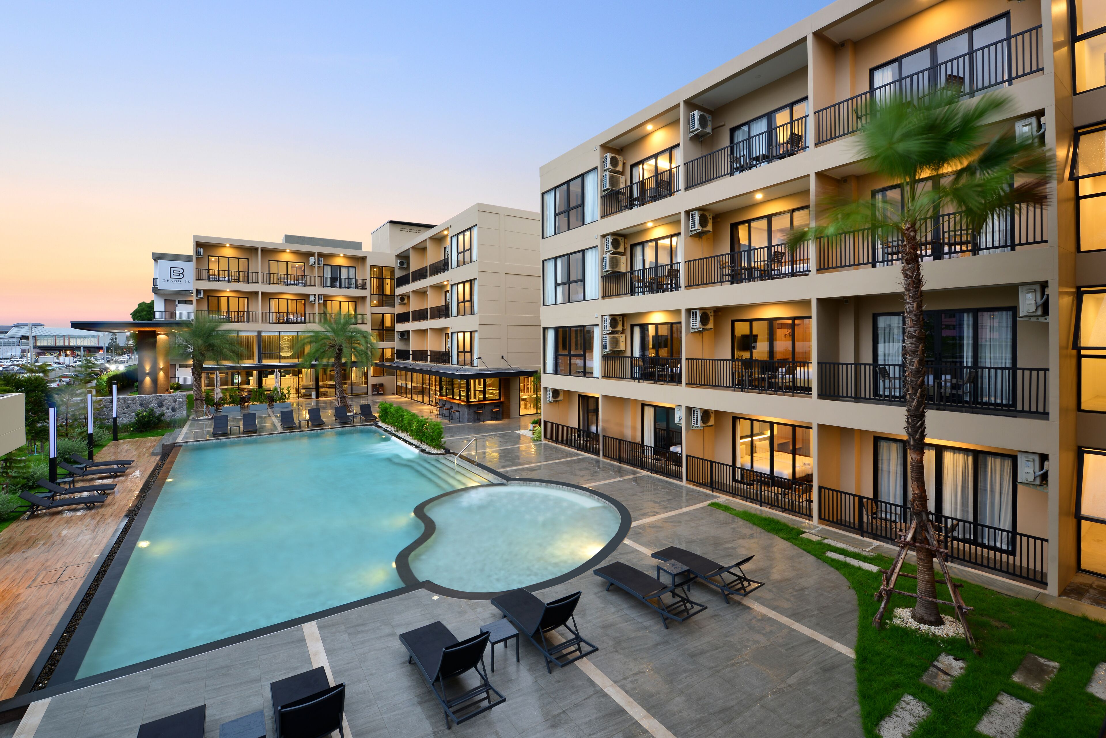 ด้านหน้าที่พัก