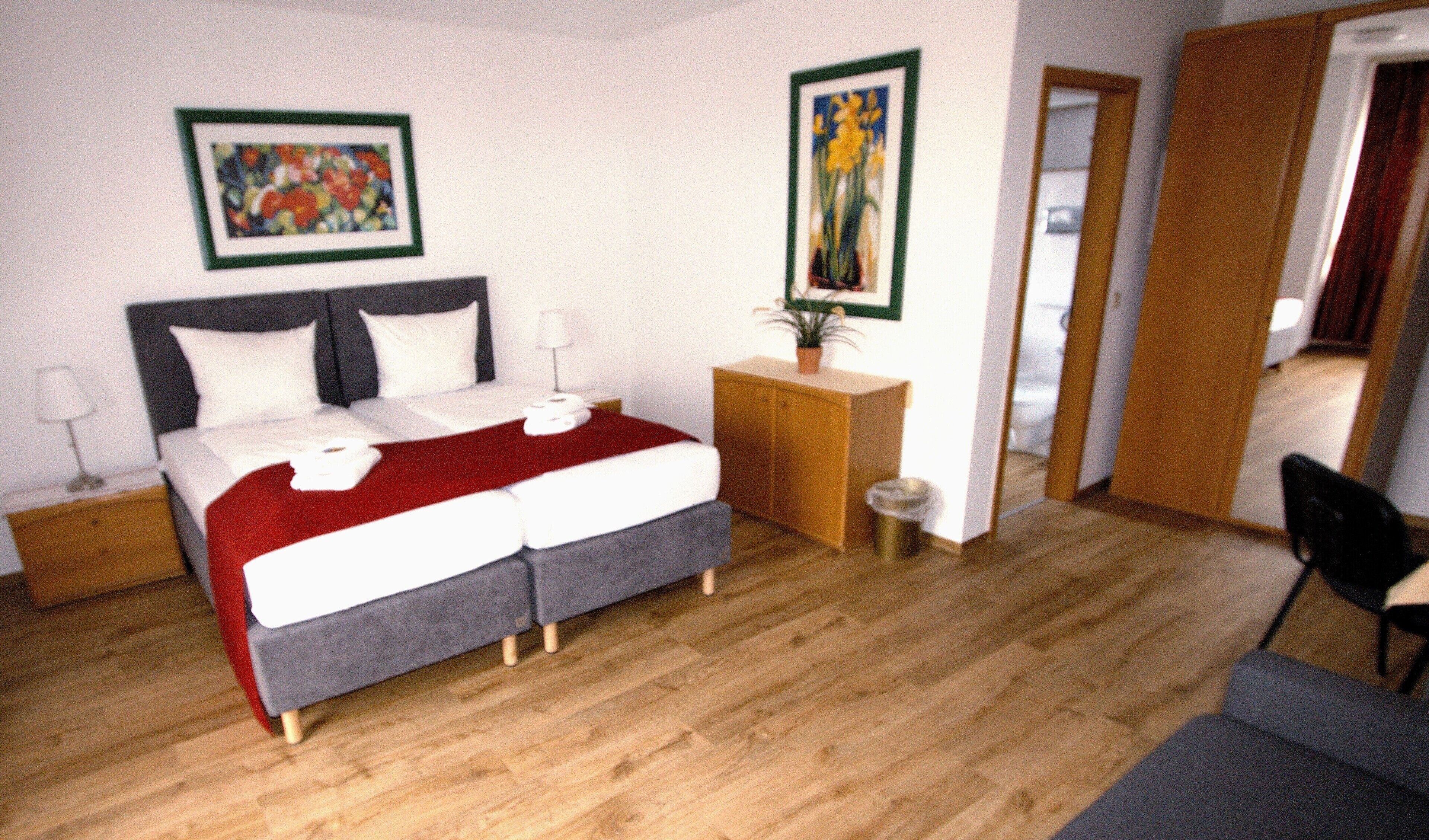 Comfort Double or Twin Room, 1 Bedroom | In-room safe, desk, laptop workspace, blackout curtains
