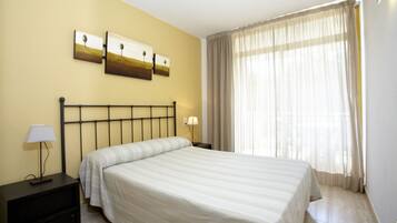 Rideaux occultants, draps fournis