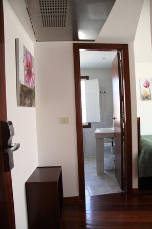 Free toiletries, hair dryer, towels