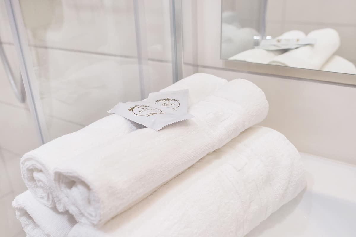 double room single use | bathroom | hair dryer, towels