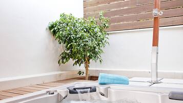 Suite, Jetted Tub (Estate) | Bathroom | Designer toiletries, hair dryer, bathrobes, slippers