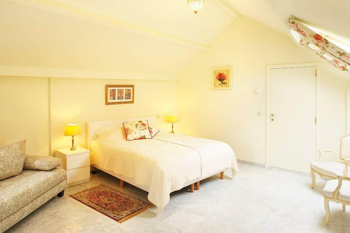 Quadruple Room, Annex Building | Free WiFi, bed sheets