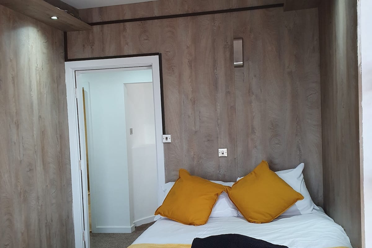 Deluxe driepersoonskamer, en-suite badkamer, uitzicht op zee | Overig