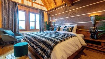 Chalet Kitzbuehel - Grand Lodge | 1 bedroom, premium bedding, in-room safe, desk