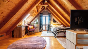 Chalet Kitzbuehel - Grand Lodge | 1 Schlafzimmer, hochwertige Bettwaren, Zimmersafe, Schreibtisch