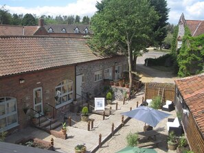 บริเวณภายนอก