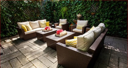1801 First Luxury Inn