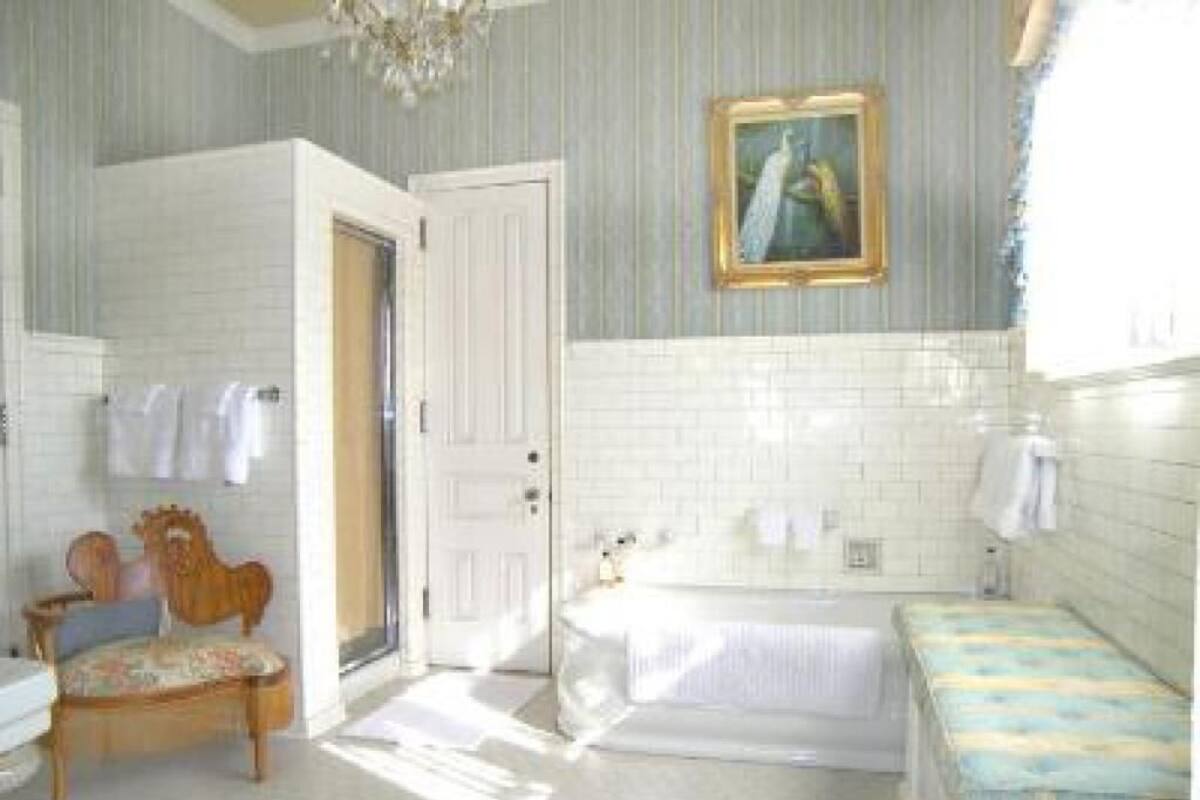 Deluxe Double Room, Ensuite (Maude Alexander )