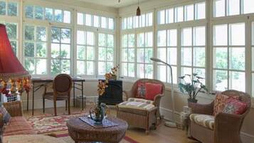 Luxury Double Room, Ensuite, Garden View (1-Durand Alexander Suite)