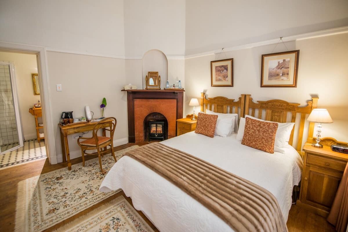 Ropa de cama de alta calidad y minibar