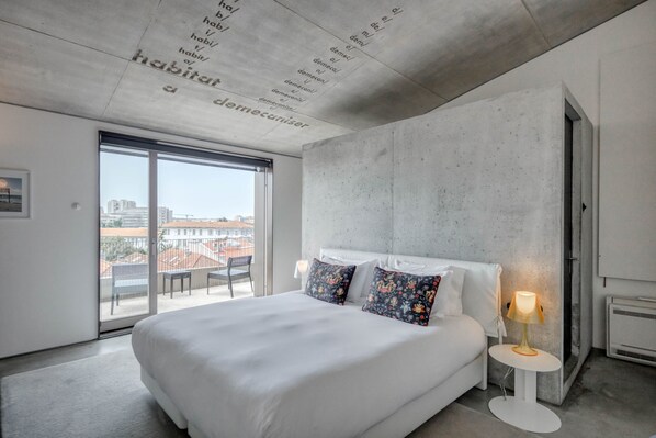 Suite Luxo NG | 2 Schlafzimmer, hochwertige Bettwaren, Minibar, Zimmersafe