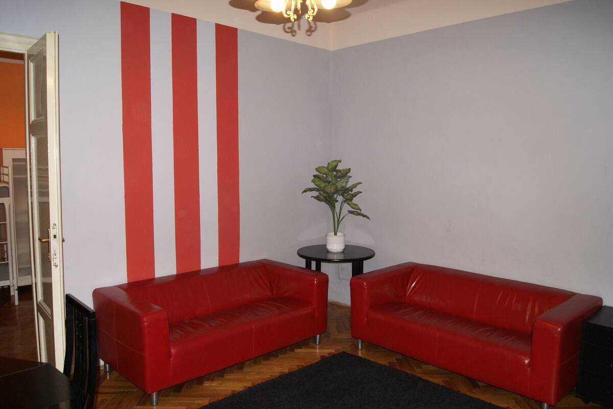Two Bedroom Apartment for 8 people, Kitchen | Living room | 60-cm TV with cable channels, DVD player