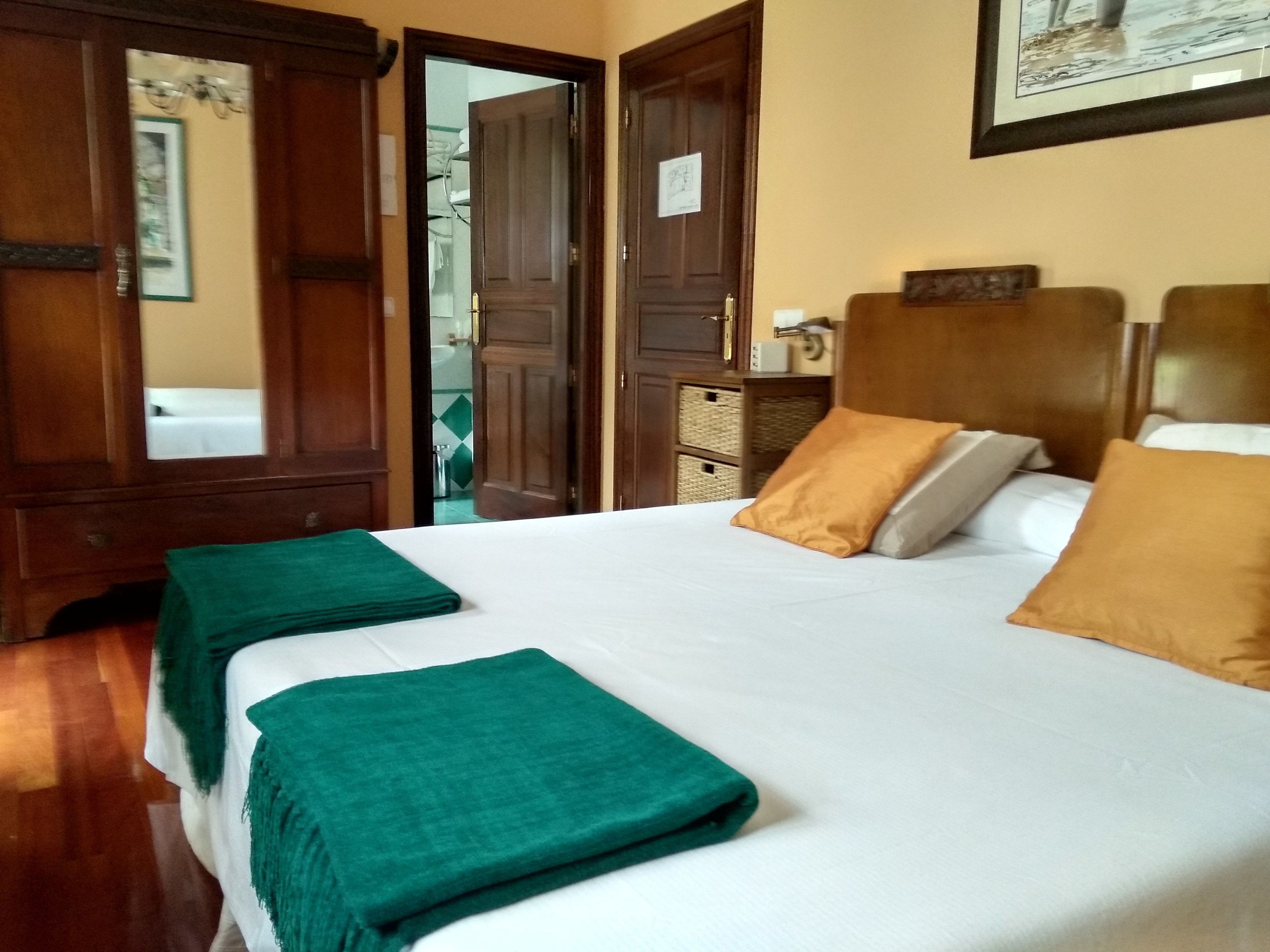 Standard Double Room | In-room safe, individually decorated, individually furnished, desk