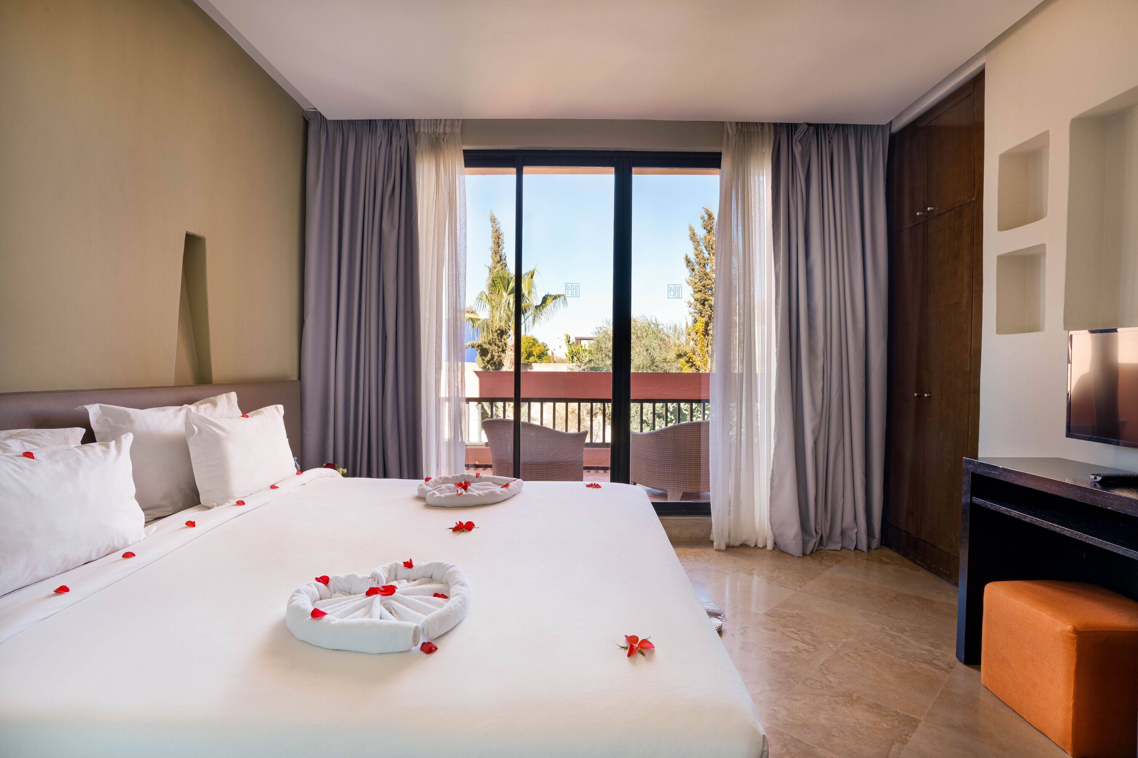 villa, 2 bedrooms | 2 bedrooms, premium bedding, select comfort beds, in-room safe