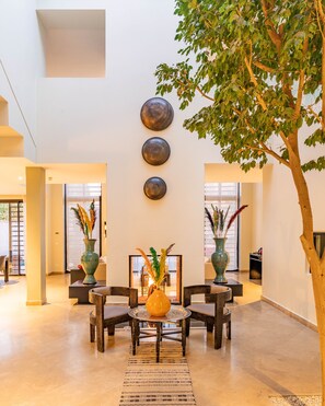 Deluxe Villa, 4 Bedrooms | Living area | 40-inch LCD TV with satellite channels, fireplace - Al Maaden VillaHotel & Spa (Marrakech)