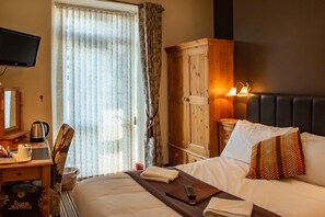 Comfort Room, 1 Double Bed, Garden View
