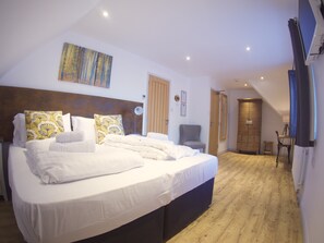 Room 1 (Not Dog Friendly Room)