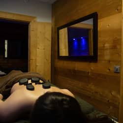 Couples treatment room(s), sauna, hot tub, Turkish bath/hammam