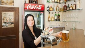 Bar (on property) - Hotel Brilliant (Prague)
