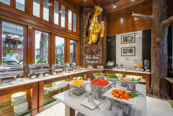 Petit déjeuner préparé sur commande (259 THB par personne)