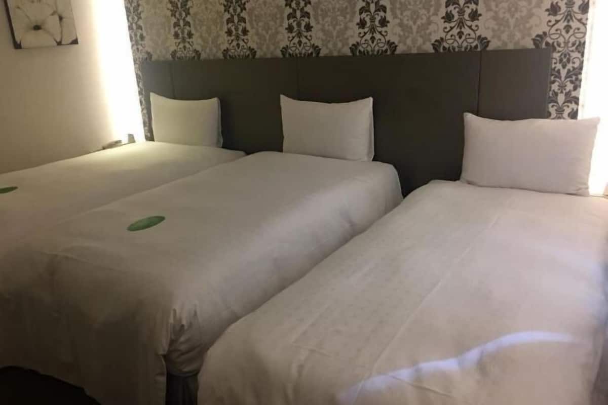 필로우탑 침대, 객실 내 금고, 각각 다른 스타일의 인테리어, 각각 다르게 가구 비치