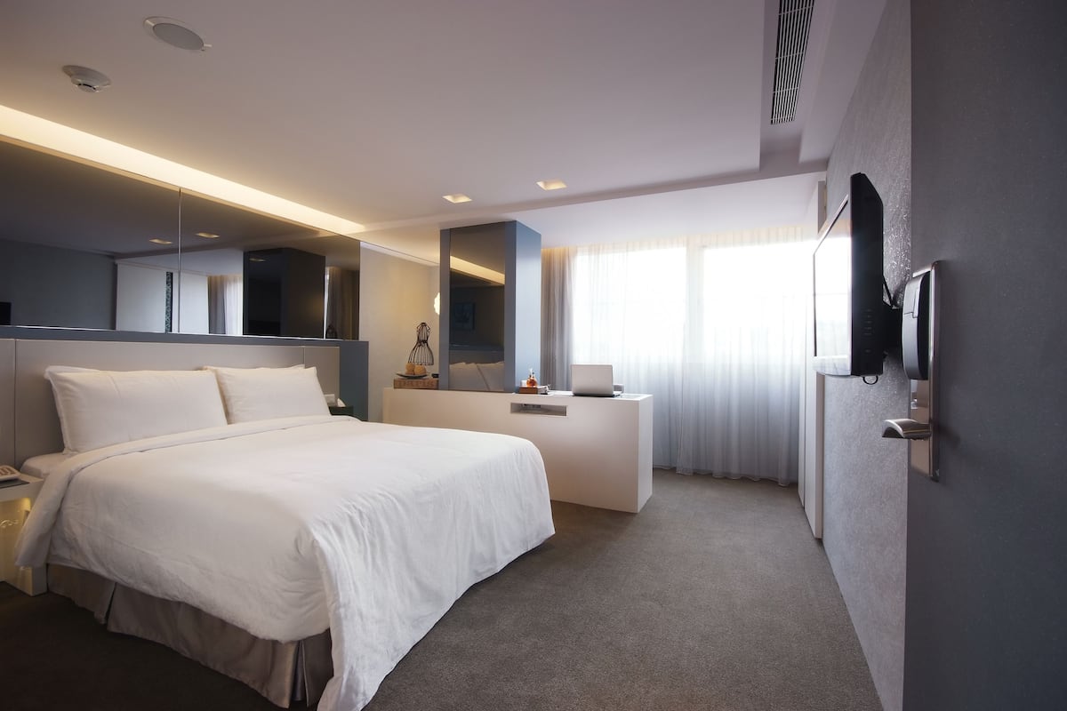 Elite tweepersoonskamer, 1 tweepersoonsbed | Pillowtop-bedden, een kluis op de kamer, individueel gedecoreerd